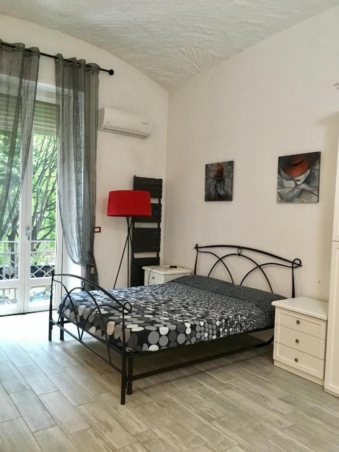 Maison Dora 10 Turin Bagian luar foto