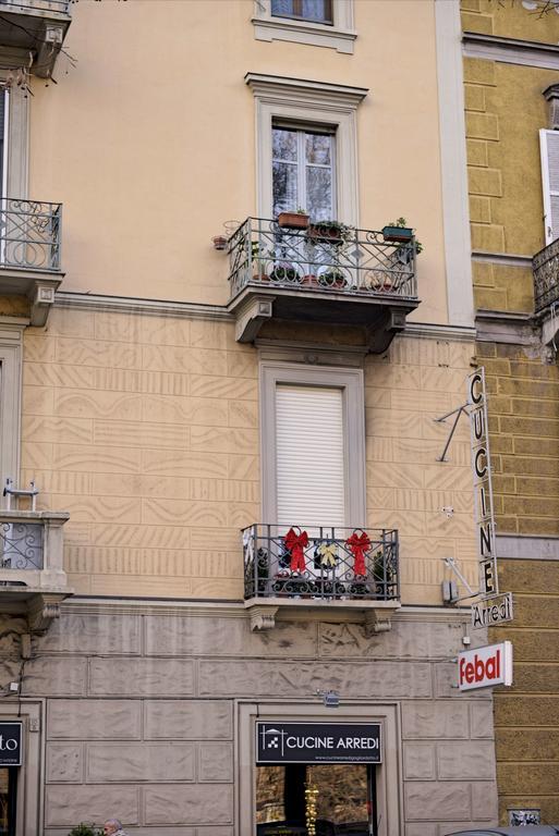 Maison Dora 10 Turin Bagian luar foto
