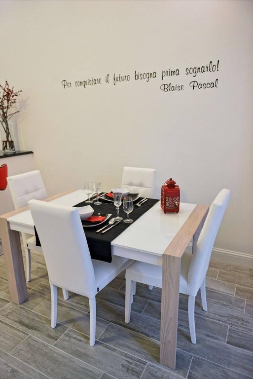 Maison Dora 10 Turin Bagian luar foto