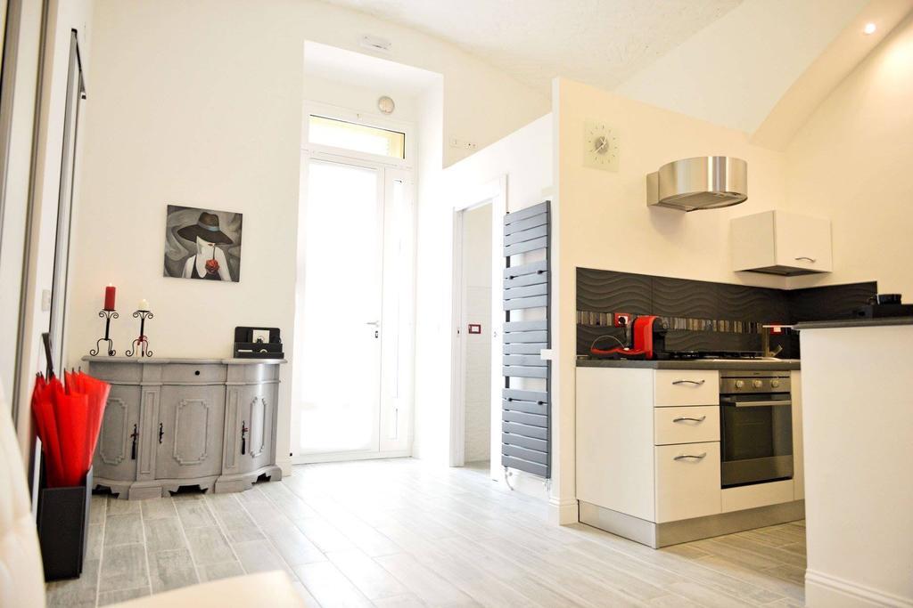 Maison Dora 10 Turin Bagian luar foto
